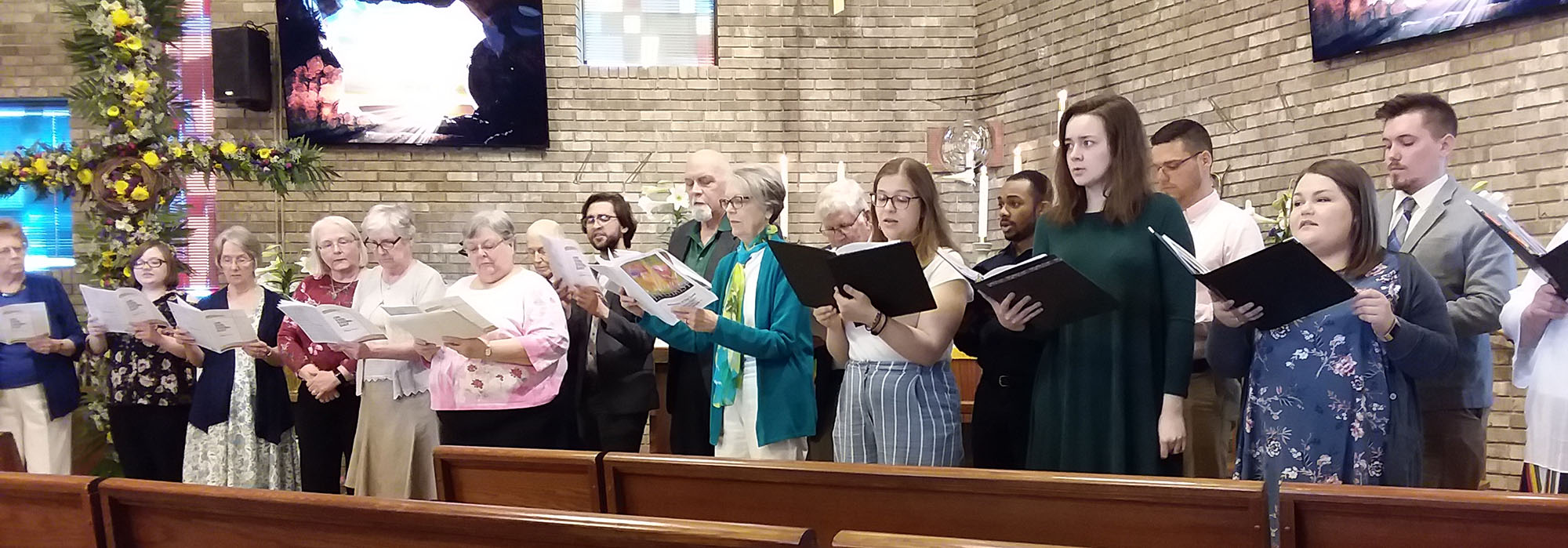 Full Choir Traditional Worship at Our Lord's Lutheran Church